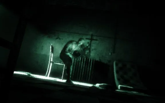 Outlast (Steam Gift, Region RU+CIS)